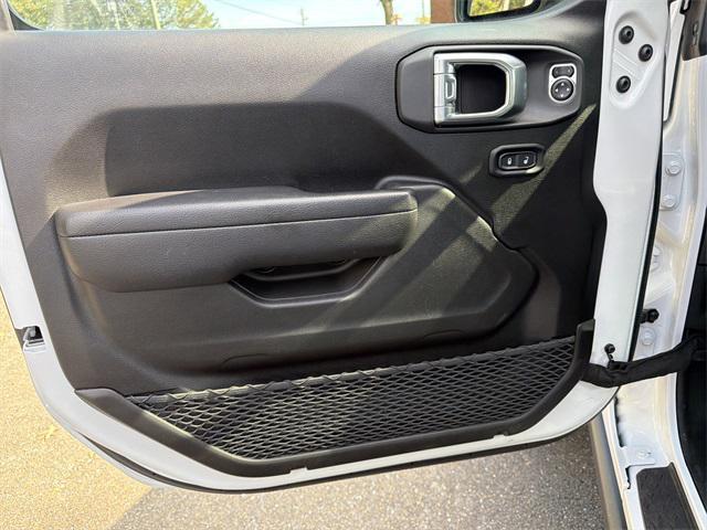 used 2024 Jeep Gladiator car, priced at $37,925