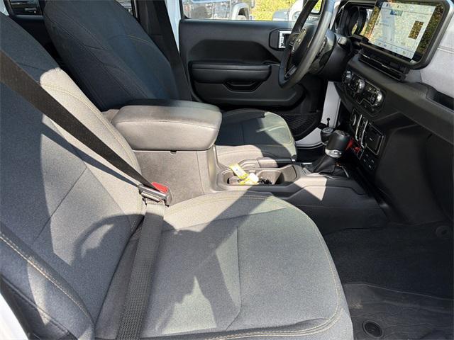 used 2024 Jeep Gladiator car, priced at $37,925