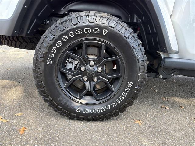 used 2024 Jeep Gladiator car, priced at $37,925