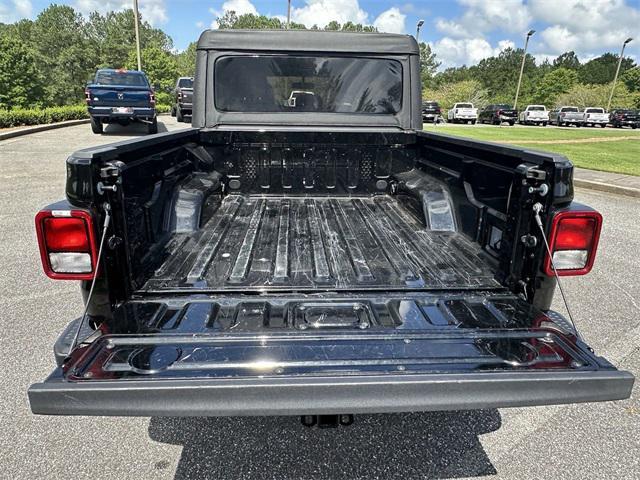 used 2022 Jeep Gladiator car, priced at $34,090