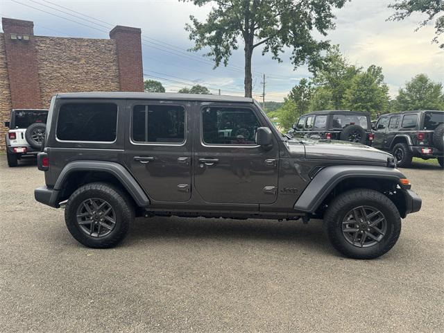 new 2025 Jeep Wrangler car, priced at $41,753