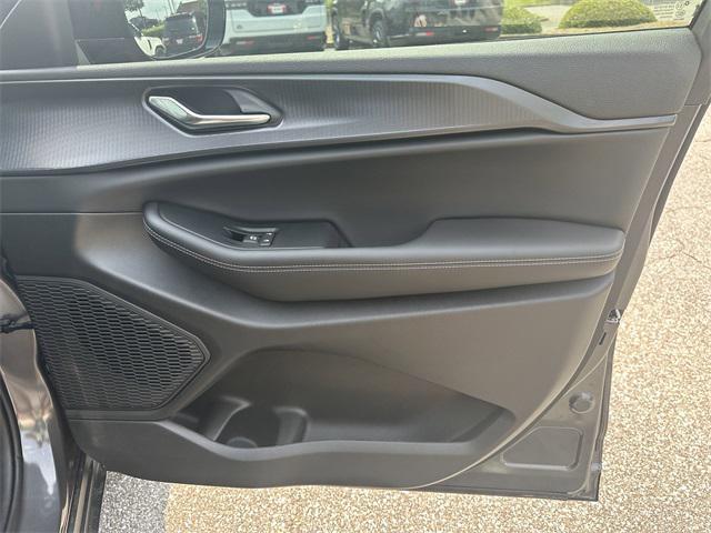 new 2025 Jeep Grand Cherokee car