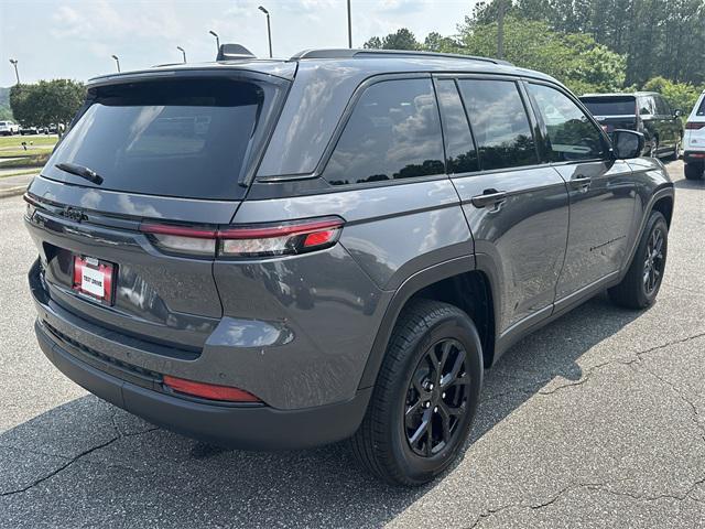 new 2025 Jeep Grand Cherokee car