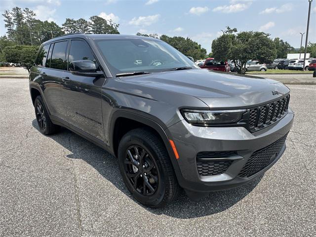 new 2025 Jeep Grand Cherokee car