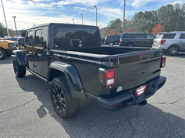 new 2025 Jeep Gladiator car, priced at $38,177