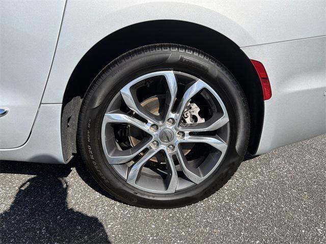 used 2024 Chrysler Pacifica car, priced at $43,925