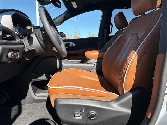 used 2024 Chrysler Pacifica car, priced at $43,925