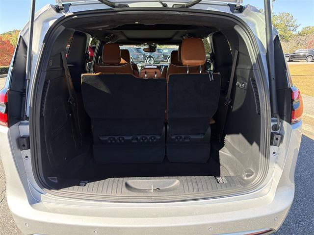 used 2024 Chrysler Pacifica car, priced at $43,925