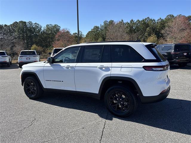 new 2025 Jeep Grand Cherokee car, priced at $36,526
