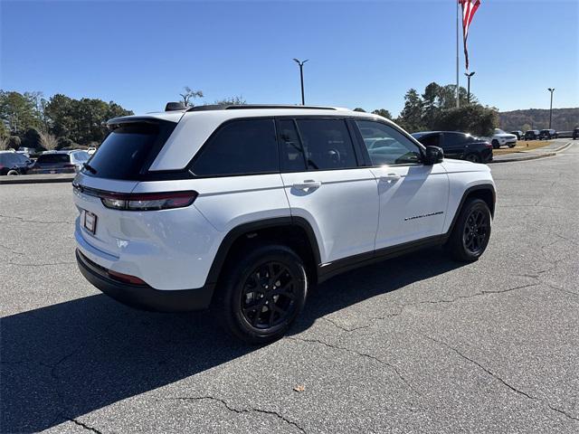 new 2025 Jeep Grand Cherokee car, priced at $36,526