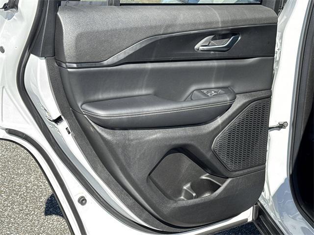 new 2025 Jeep Grand Cherokee car, priced at $36,526