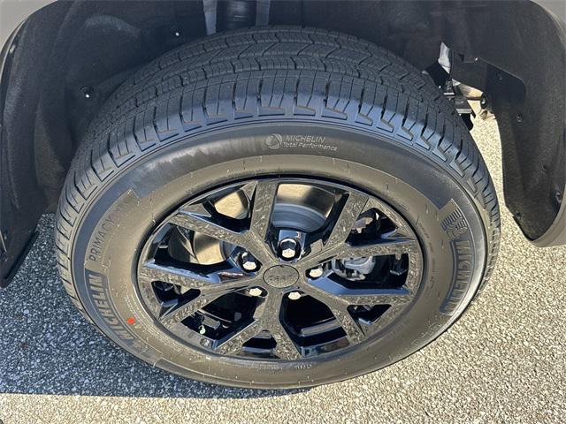 new 2025 Jeep Grand Cherokee car, priced at $36,526