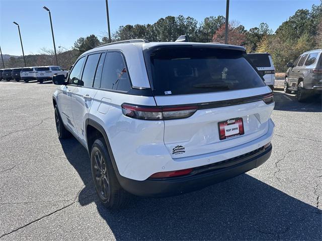 new 2025 Jeep Grand Cherokee car, priced at $36,526