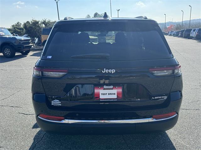 new 2025 Jeep Grand Cherokee car, priced at $35,175