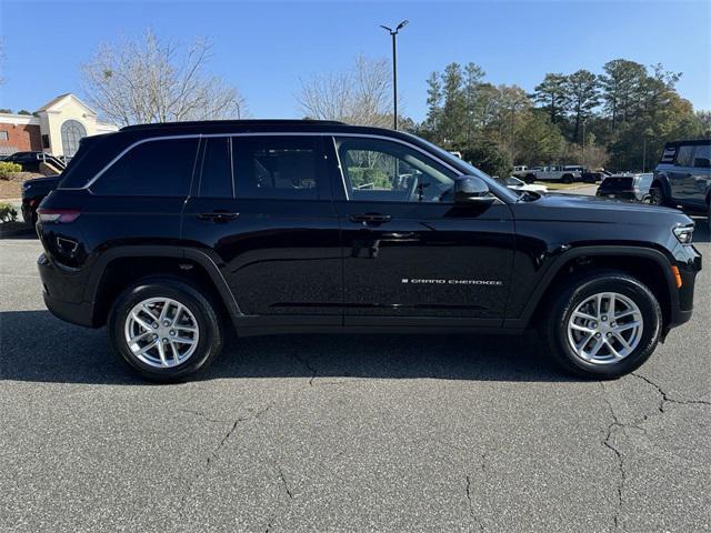 new 2025 Jeep Grand Cherokee car, priced at $35,175