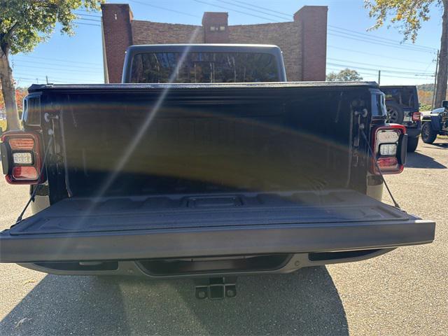 used 2024 Jeep Gladiator car, priced at $37,925