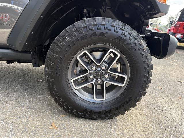 used 2024 Jeep Gladiator car, priced at $41,925