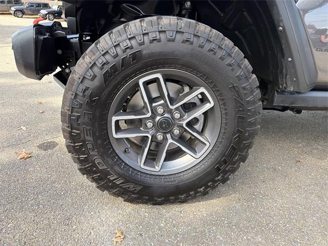 used 2024 Jeep Gladiator car, priced at $41,925