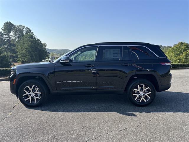 new 2025 Jeep Grand Cherokee car, priced at $39,495