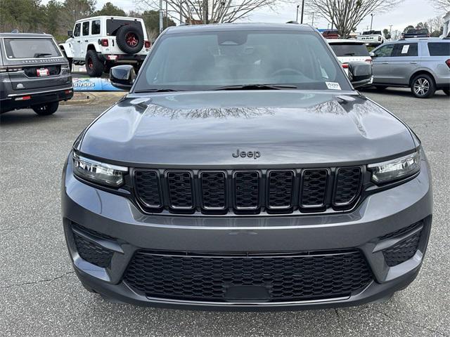 new 2025 Jeep Grand Cherokee car, priced at $42,170