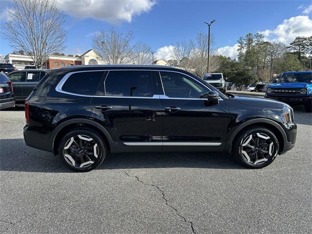 used 2023 Kia Telluride car, priced at $42,999