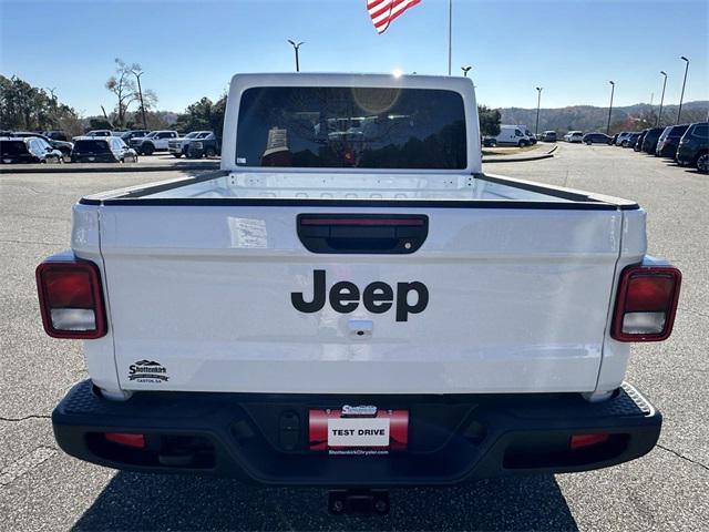 new 2025 Jeep Gladiator car, priced at $38,177