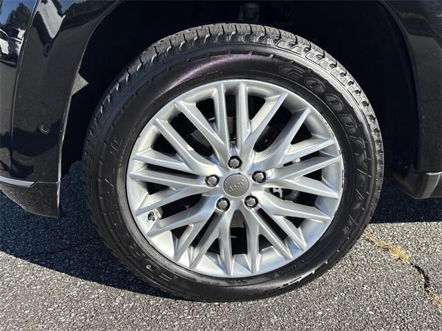 used 2017 Jeep Grand Cherokee car, priced at $20,922