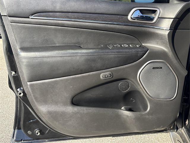 used 2017 Jeep Grand Cherokee car, priced at $20,922