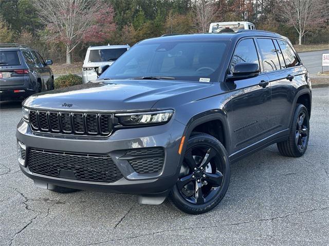 new 2025 Jeep Grand Cherokee car, priced at $42,170