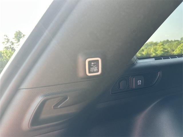 new 2025 Jeep Grand Cherokee car, priced at $40,995