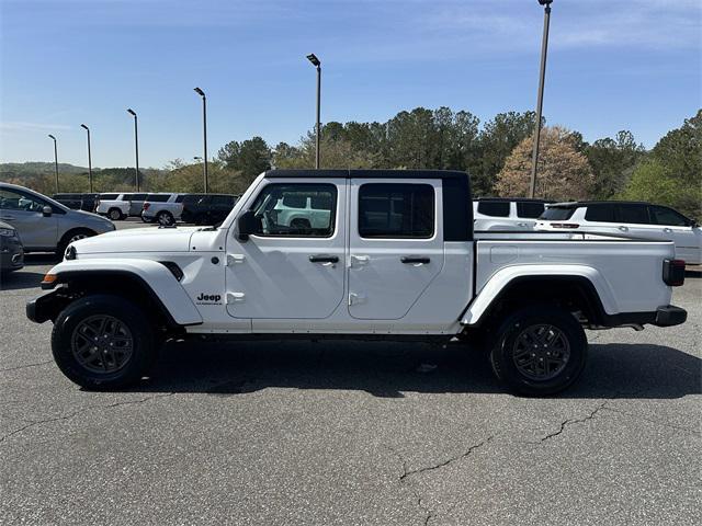 new 2025 Jeep Gladiator car, priced at $44,430