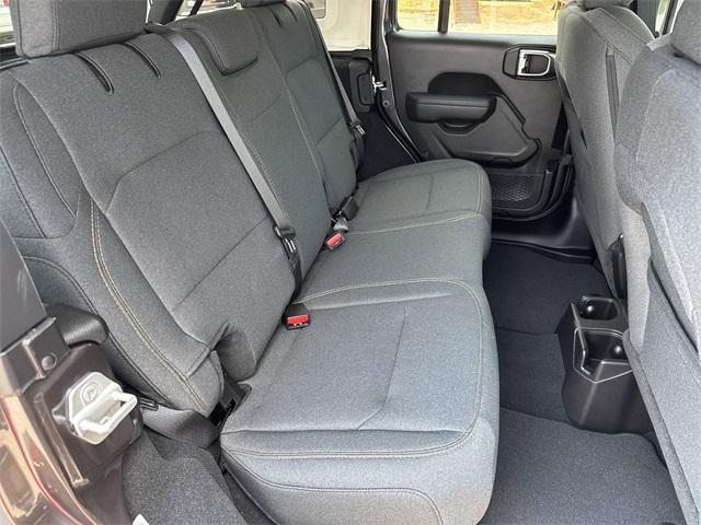 new 2025 Jeep Wrangler car, priced at $40,615
