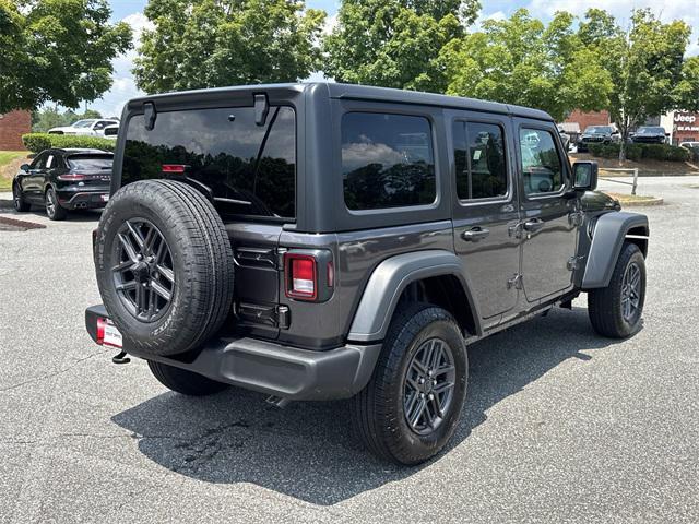 new 2025 Jeep Wrangler car, priced at $40,615