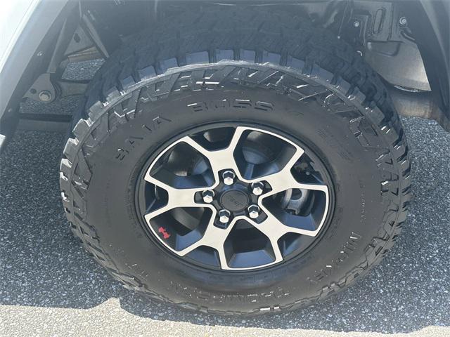 used 2020 Jeep Gladiator car, priced at $30,995