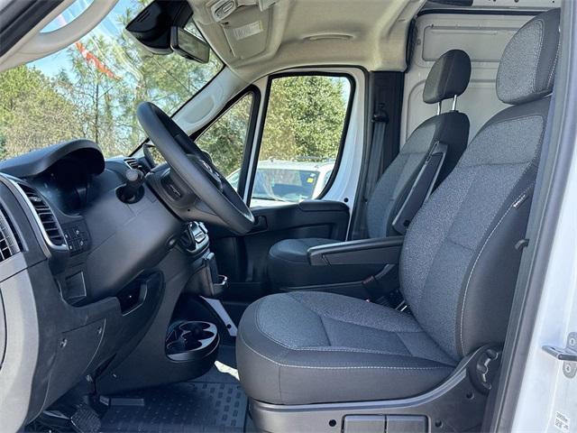 new 2024 Ram ProMaster 2500 car, priced at $50,274