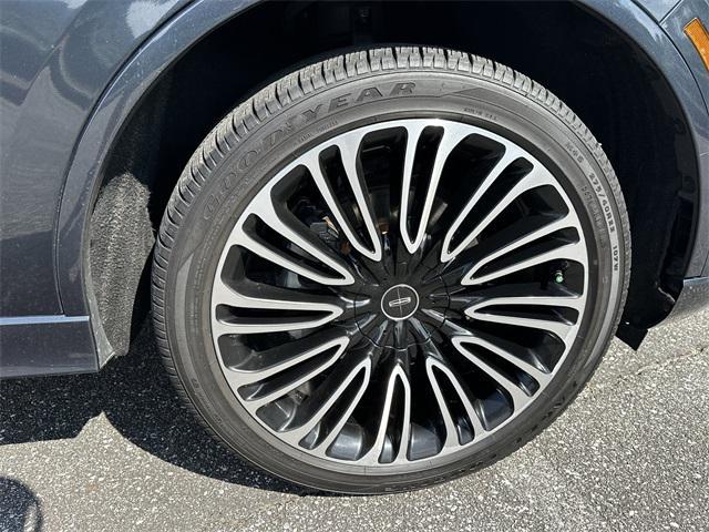 used 2020 Lincoln Aviator car, priced at $37,185