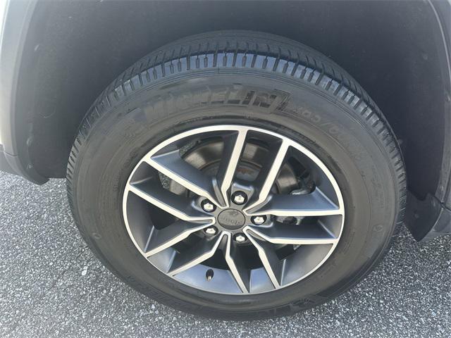 used 2022 Jeep Grand Cherokee car, priced at $25,550