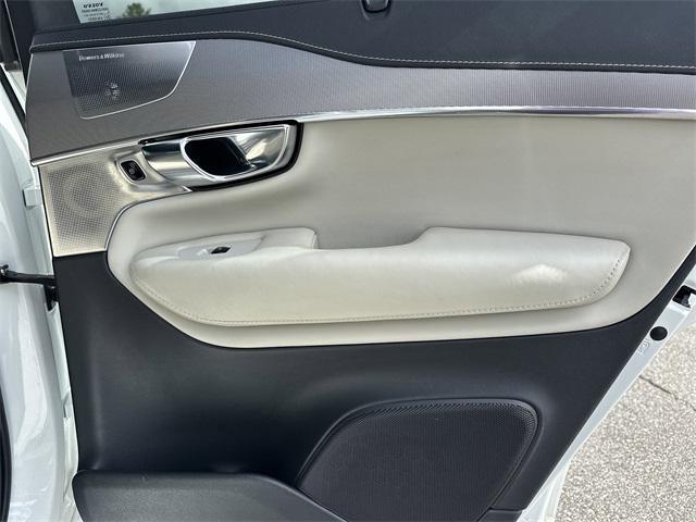 used 2020 Volvo XC90 car, priced at $25,600