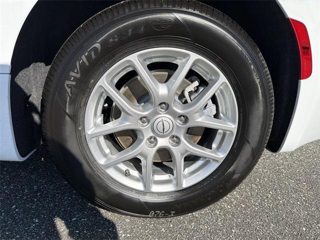 new 2026 Chrysler Pacifica car, priced at $39,420