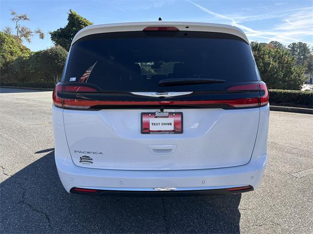 new 2026 Chrysler Pacifica car, priced at $39,420