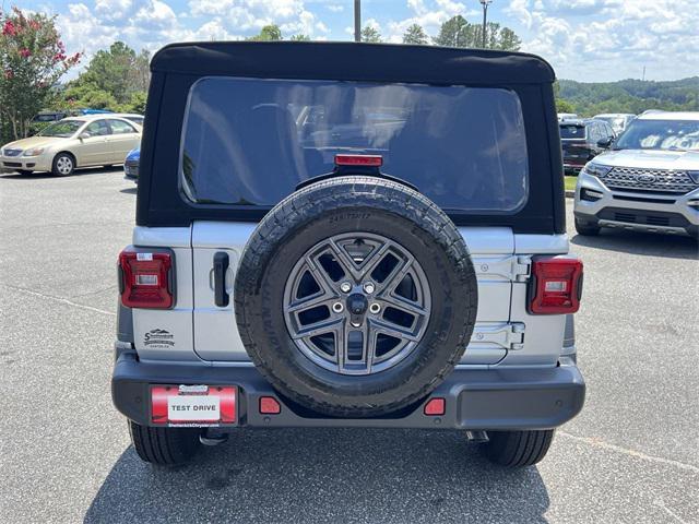 new 2024 Jeep Wrangler car, priced at $41,975