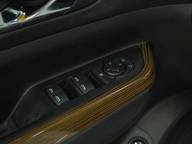 used 2022 GMC Acadia car, priced at $28,000