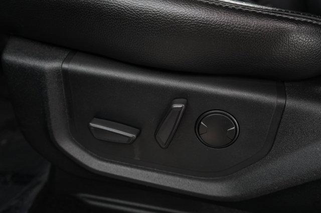 used 2020 Ford F-150 car, priced at $31,900