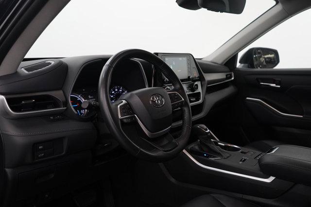 used 2022 Toyota Highlander Hybrid car, priced at $37,500