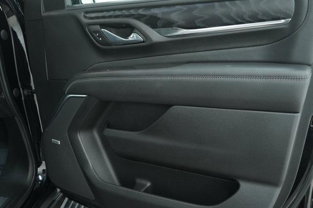 used 2023 GMC Yukon XL car, priced at $70,900