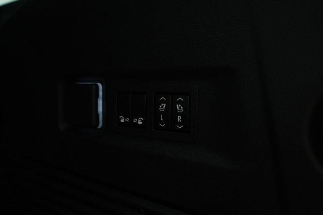 used 2023 GMC Yukon XL car, priced at $70,900