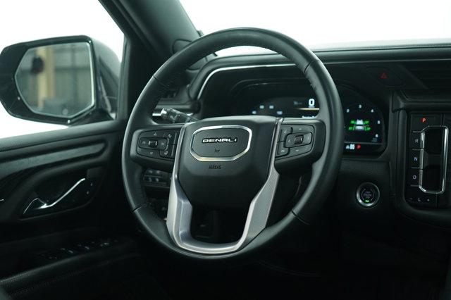 used 2023 GMC Yukon XL car, priced at $70,900