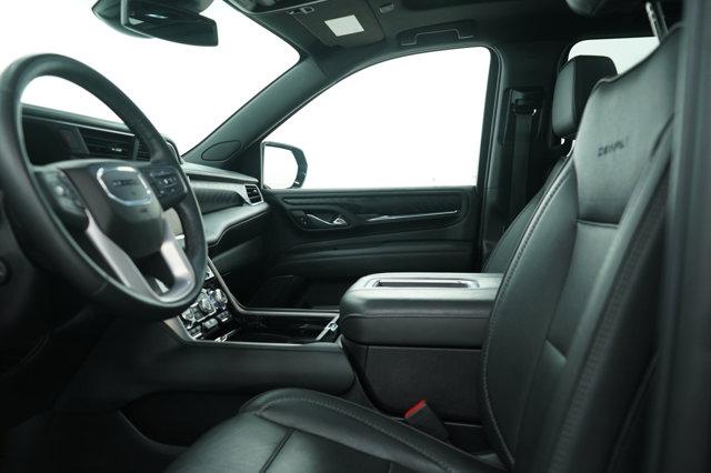 used 2023 GMC Yukon XL car, priced at $70,900