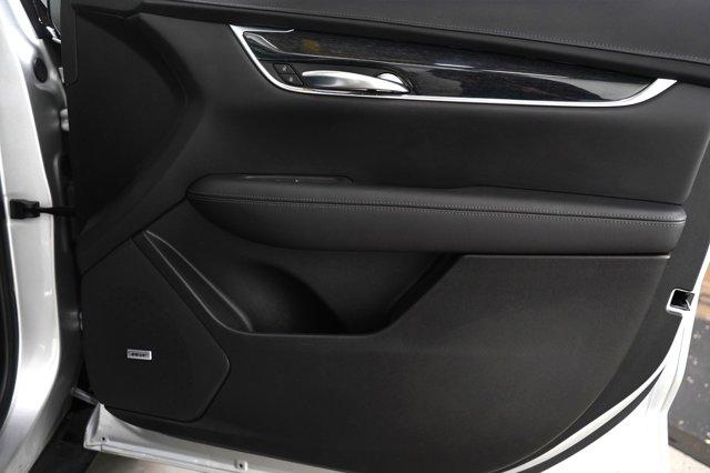 used 2020 Cadillac XT5 car, priced at $22,000