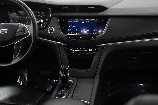 used 2020 Cadillac XT5 car, priced at $22,000